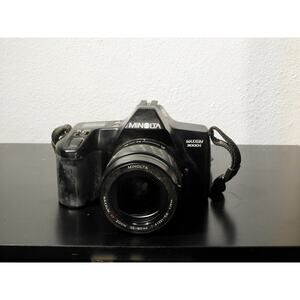 Minolta Maxxum 3000i 35mm SLR Film Camera with AF Zoom 35–80mm Vintage Classic